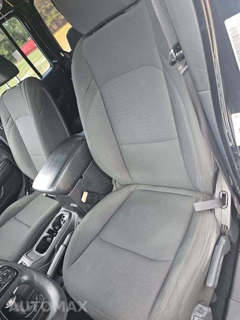 2020 Jeep Wrangler Unlimited Sport - miniatura 3