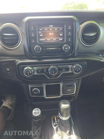 2020 Jeep Wrangler Unlimited Sport - miniatura 7