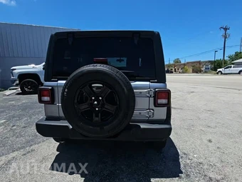 2020 Jeep Wrangler Unlimited Sport S - miniatura 4