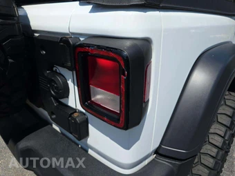 2020 Jeep Wrangler Unlimited Willys - miniatura 24