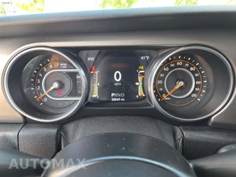 2020 Jeep Wrangler Unlimited Willys - miniatura 9