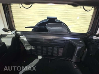 2020 Jeep Wrangler Unlimited Willys - miniatura 14