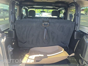 2020 Jeep Wrangler Willys - miniatura 16