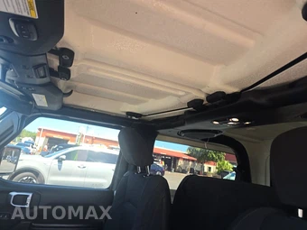 2020 Jeep Wrangler Willys - miniatura 18