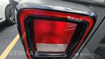 2020 Jeep Wrangler Willys - miniatura 24