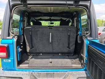 2020 Jeep Wrangler Willys - miniatura 11