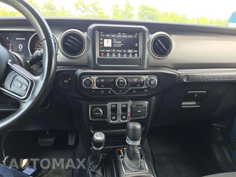2020 Jeep Wrangler Willys - miniatura 7