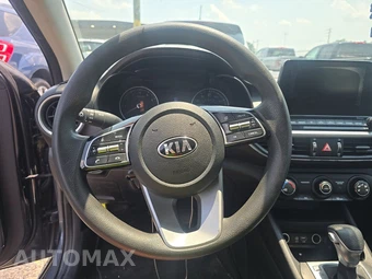 2020 Kia Forte FE – miniatura 10