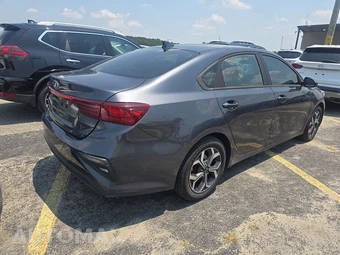 2020 Kia Forte FE – miniatura 4