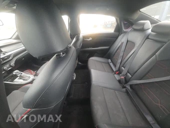 2020 Kia Forte GT - miniatura 13