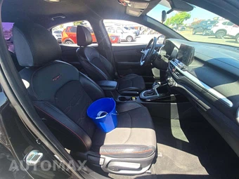 2020 Kia Forte GT – miniatura 15