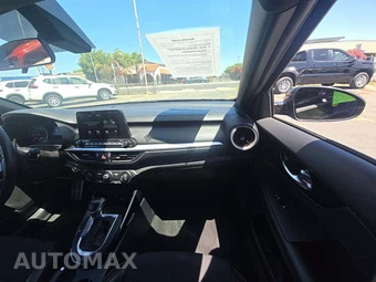 2020 Kia Forte GT – miniatura 16