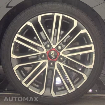 2020 Kia Forte GT – miniatura 22