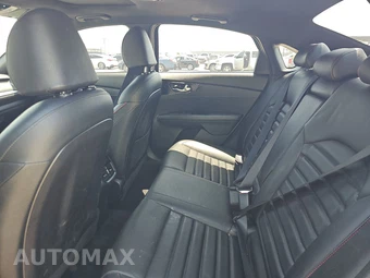 2020 Kia Forte GT – miniatura 13