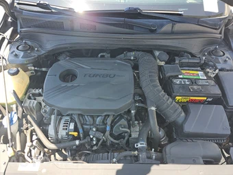 2020 Kia Forte GT – miniatura 16
