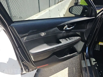2020 Kia Forte GT – miniatura 9