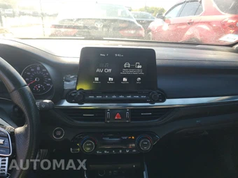 2020 Kia Forte GT-Line – miniatura 11