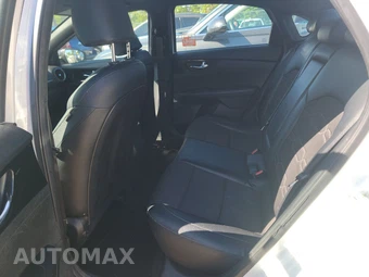 2020 Kia Forte GT-Line – miniatura 13