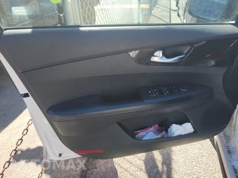 2020 Kia Forte GT-Line – miniatura 9