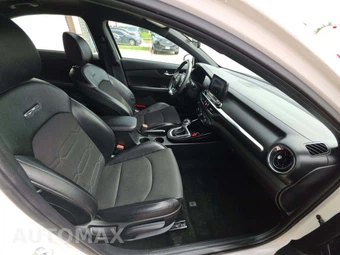 2020 Kia Forte GT-Line – miniatura 18
