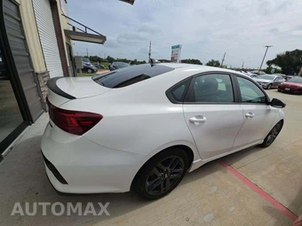 2020 Kia Forte GT-Line – miniatura 4