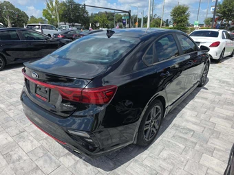 2020 Kia Forte GT-Line – miniatura 3