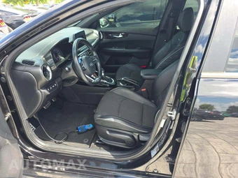 2020 Kia Forte GT-Line – miniatura 6