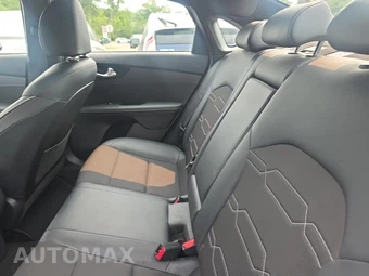 2020 Kia Forte GT-Line - miniatura 16