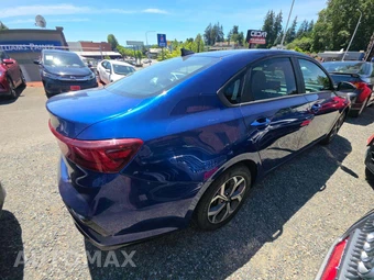 2020 Kia Forte LXS – miniatura 3