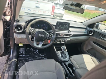 2020 Kia Forte LXS – miniatura 11