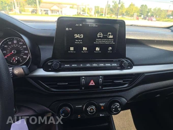 2020 Kia Forte LXS - miniatura 10