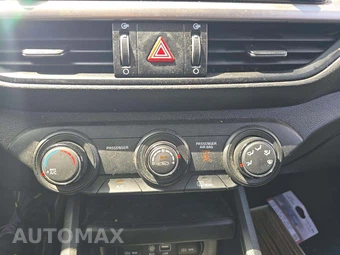 2020 Kia Forte LXS – miniatura 28