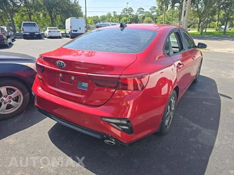 2020 Kia Forte LXS – miniatura 3