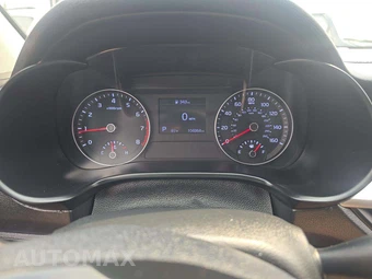 2020 Kia Forte LXS - miniatura 9