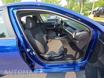 2020 Kia Forte LXS - miniatura 15