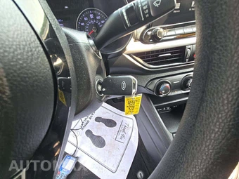 2020 Kia Forte LXS - miniatura 5