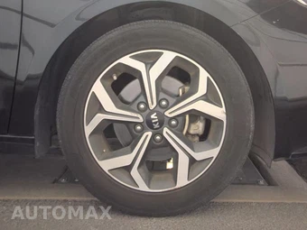 2020 Kia Forte LXS – miniatura 10