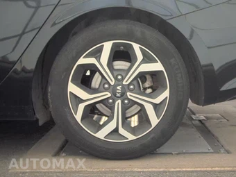 2020 Kia Forte LXS – miniatura 12