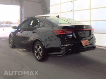 2020 Kia Forte LXS – miniatura 8