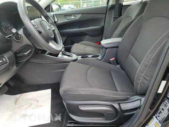 2020 Kia Forte LXS – miniatura 7