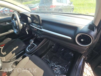 2020 Kia Forte LXS – miniatura 16