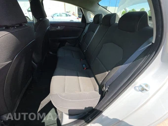 2020 Kia Forte LXS – miniatura 13