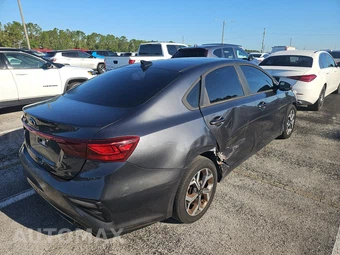 2020 Kia Forte LXS – miniatura 4