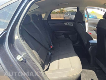 2020 Kia Forte LXS - miniatura 16