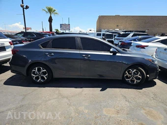 2020 Kia Forte LXS – miniatura 4
