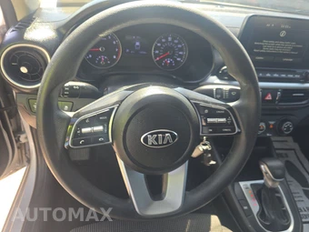 2020 Kia Forte LXS – miniatura 10