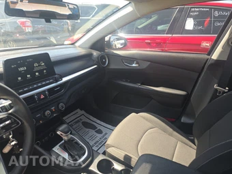 2020 Kia Forte LXS – miniatura 11