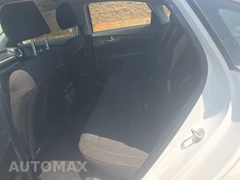 2020 Kia Forte LXS - miniatura 13
