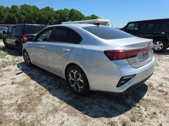 2020 Kia Forte LXS - miniatura 6