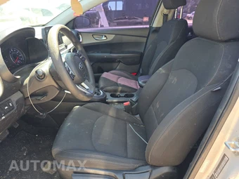 2020 Kia Forte LXS - miniatura 7